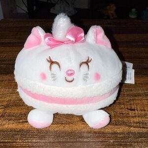 Marie Macaron Munchling